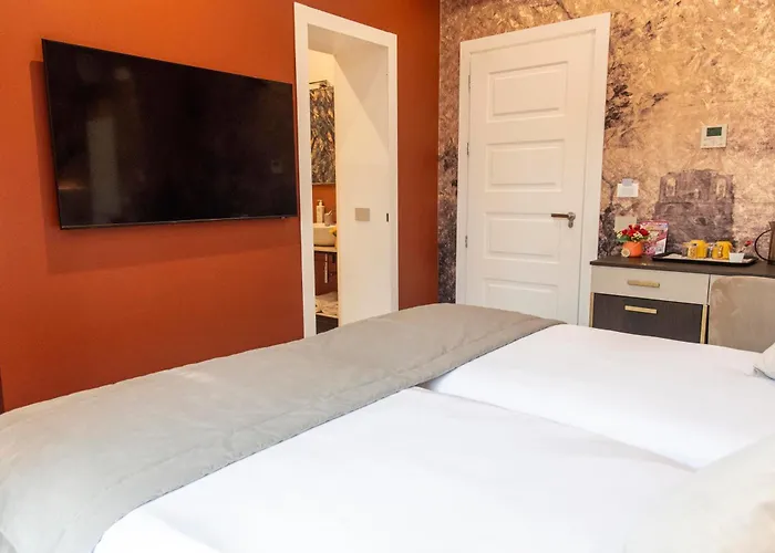 Adelaide Suite Dreams Roma